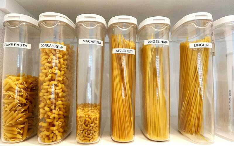 different-types-of-pasta-in-labeled-containers