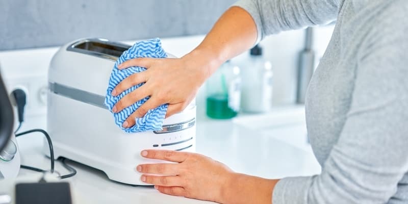 How to Clean a Toaster