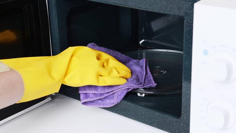 How to Clean a Microwave Safely and Correctly - Bond Cleaning In Melbourne