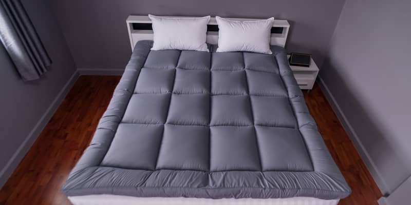 mattress bed gray topper in a modern bed room