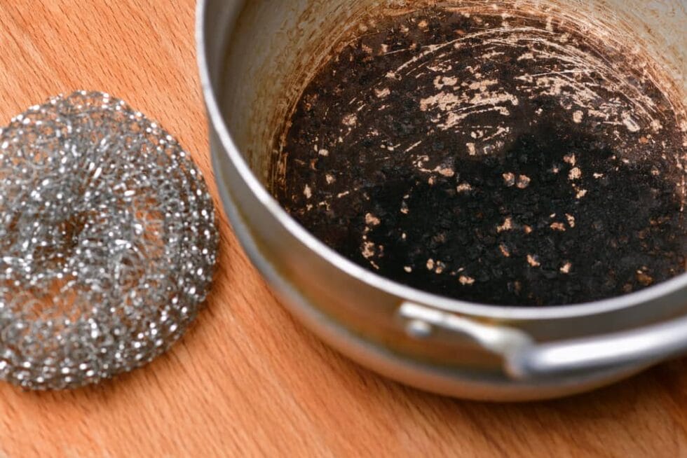 How To Clean A Burnt Pot Maid2Match