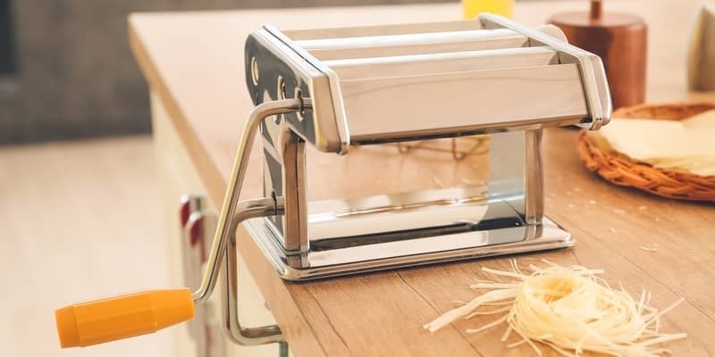 https://www.maid2match.com.au/wp-content/uploads/2023/05/manual-pasta-maker.jpg