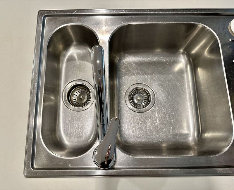 stainless steel kitchen sink top view