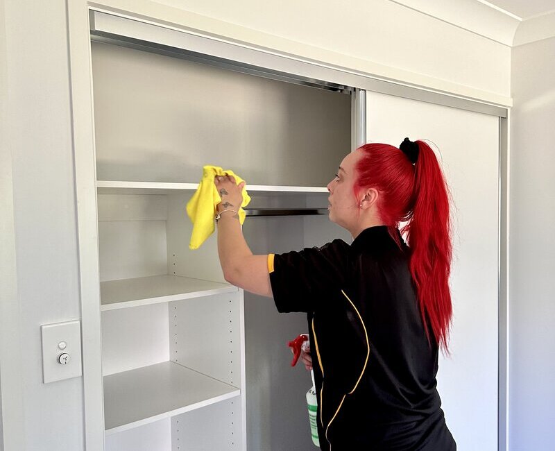 Maid2Match bond cleaner cleaning inside closets and shelves