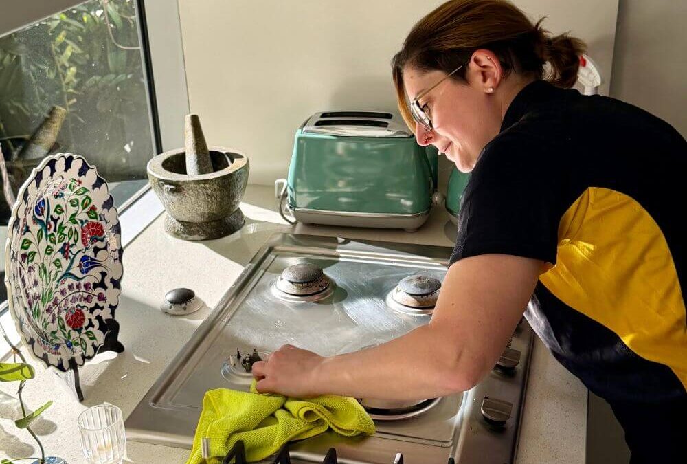 How Long Does It Take To Clean A House Professionally?