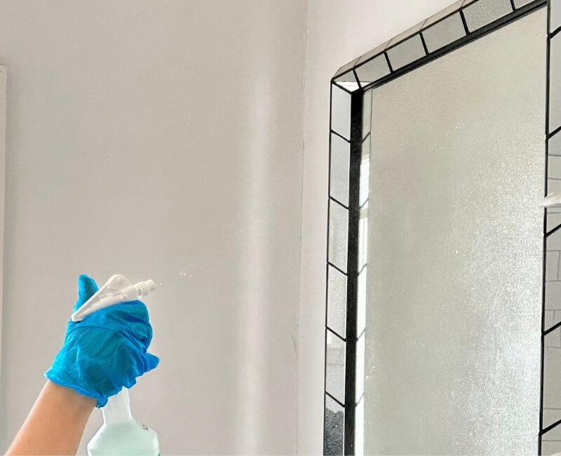 using methylated spirits to clean mirror